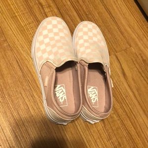 frappe/true white checkerboard slip-on vans